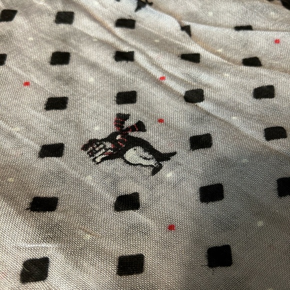 Vera Bradley Playful Penguins Gray Soft Fringe lightweight oblong Scarf New - Picture 5 of 9